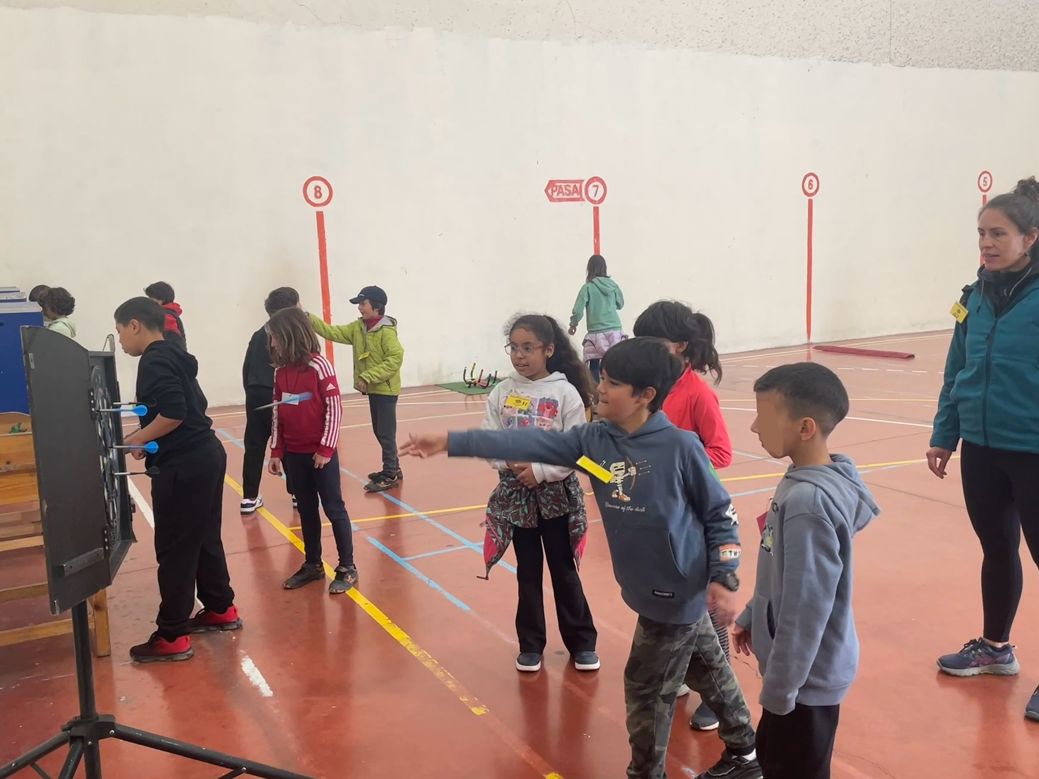 Otro año más tuvimos la oportunidad de celebrar y reivindicar la importancia de las escuelas rurales de tierra Estella. Esta vez, todos los colegios nos juntamos en la localidad de Dicastillo y pasamos un día muy divertido y agradable